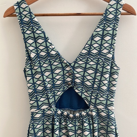 Maeve Green Blue Geometric V-neck Dress - Picture 5 of 11